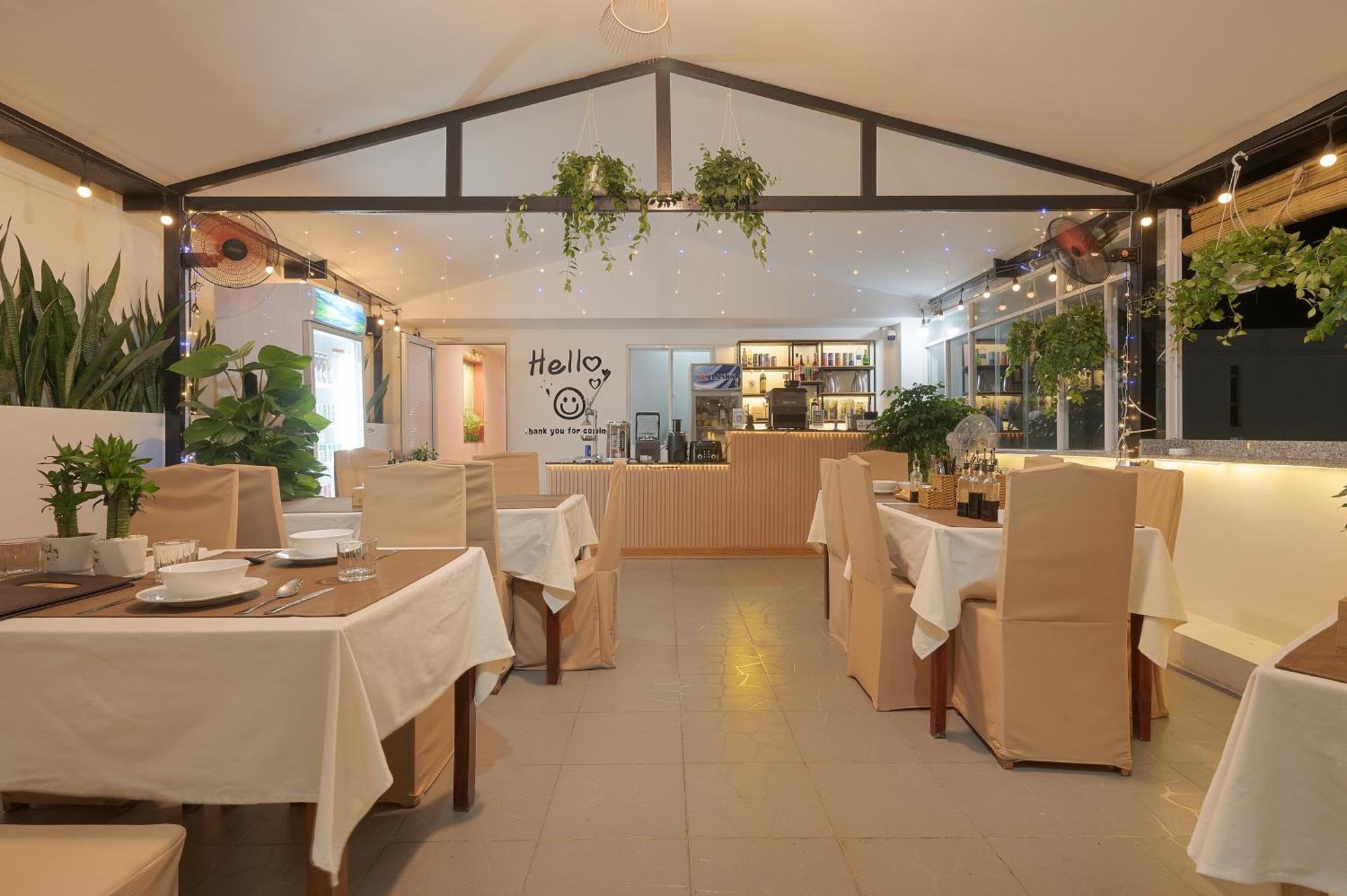 Luxy Park Hotel - Phu Quoc Centre Exterior photo