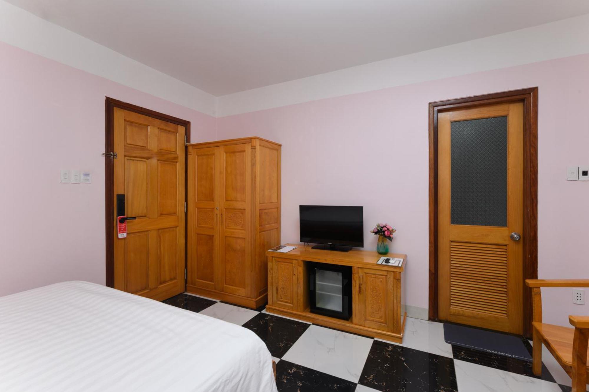 Luxy Park Hotel - Phu Quoc Centre Exterior photo
